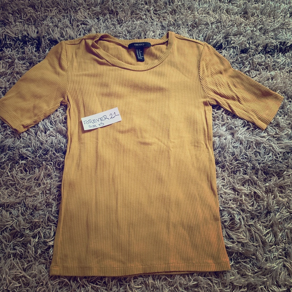 Forever 21 quarter sleeve top size (XS) $5